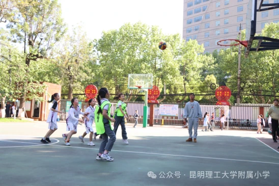 职业球员如何通过联赛提升竞技水平_2